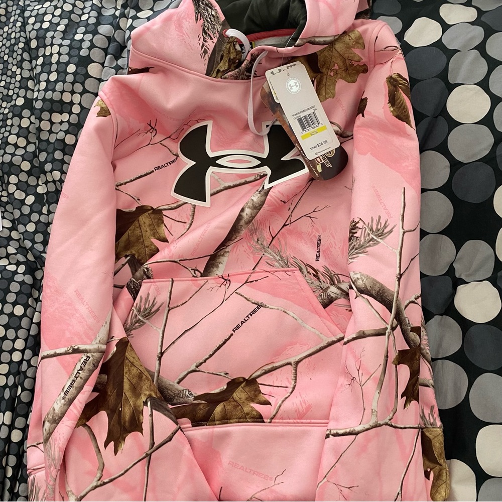 Brand new under armor hoodie